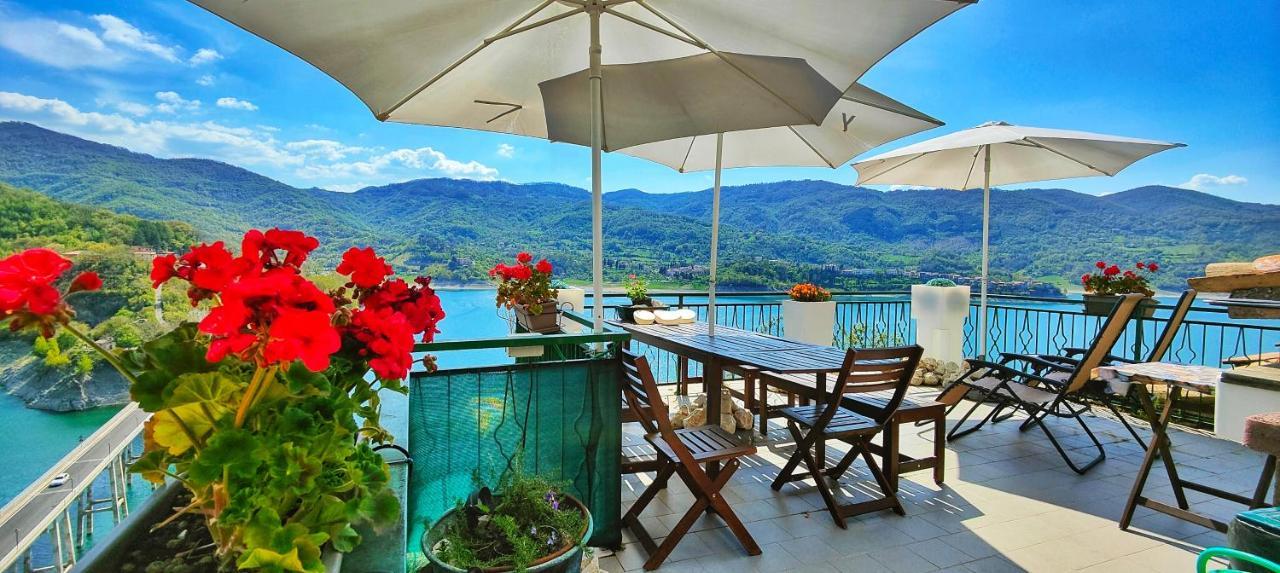 La Terrazza Sul Lago Turano كاستل دي تورا المظهر الخارجي الصورة